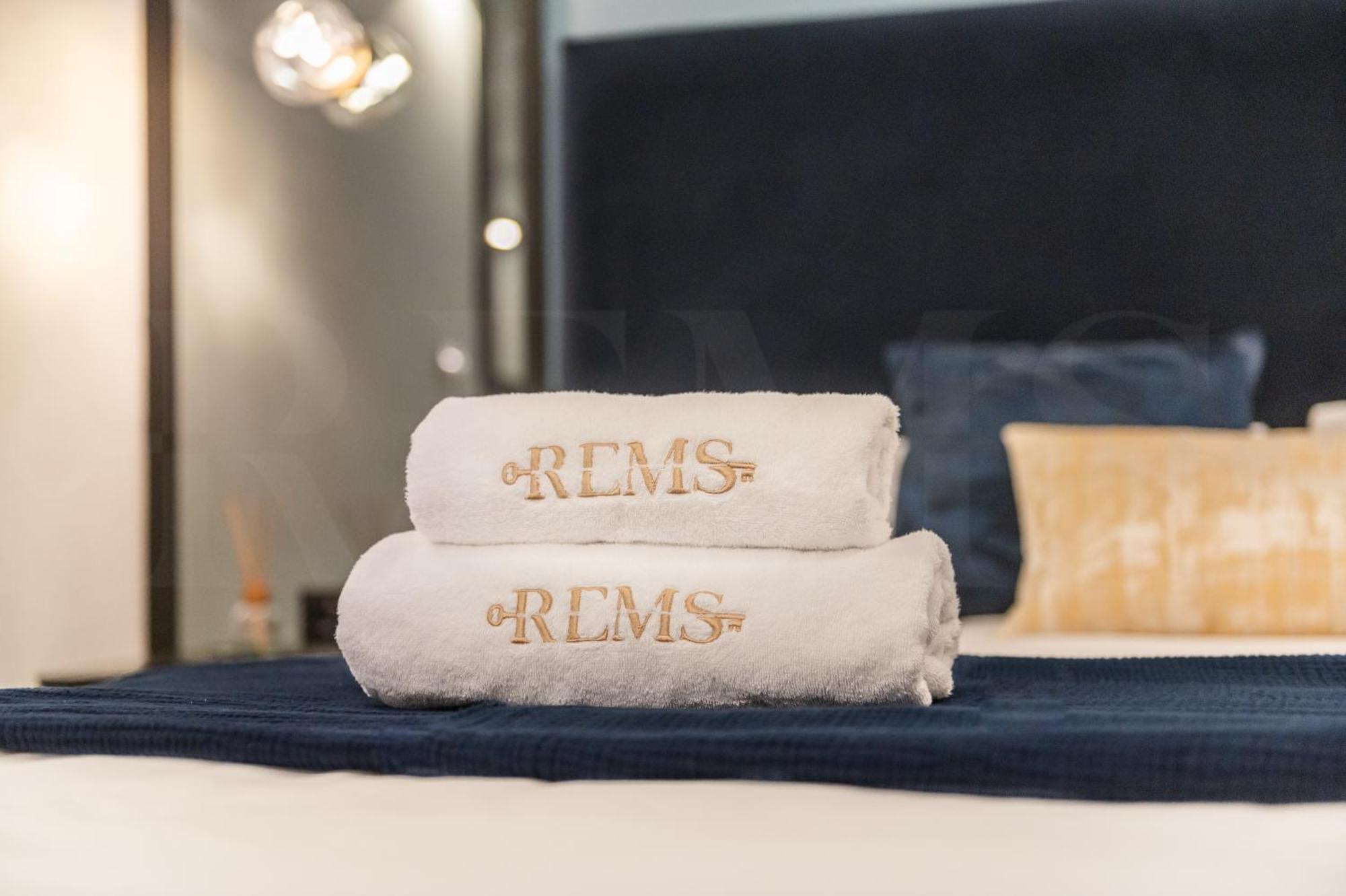 Intimate In The Heart Of By Rems Apartamento *